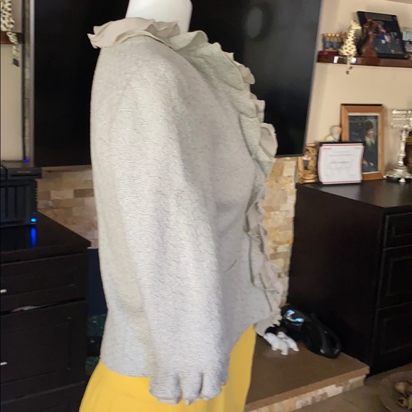 Valentino Roma Elegant Women Jacket  size 6 / 42 - Picture 7 of 16